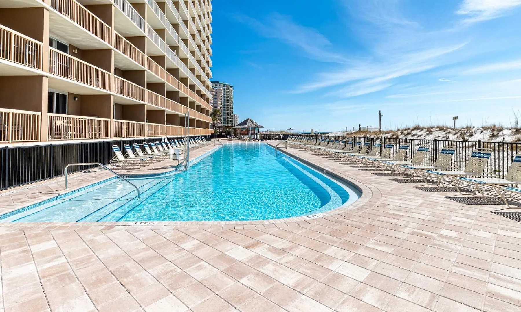 Sterling Sands 306- By Holiday Isle Properties Destin Apartment