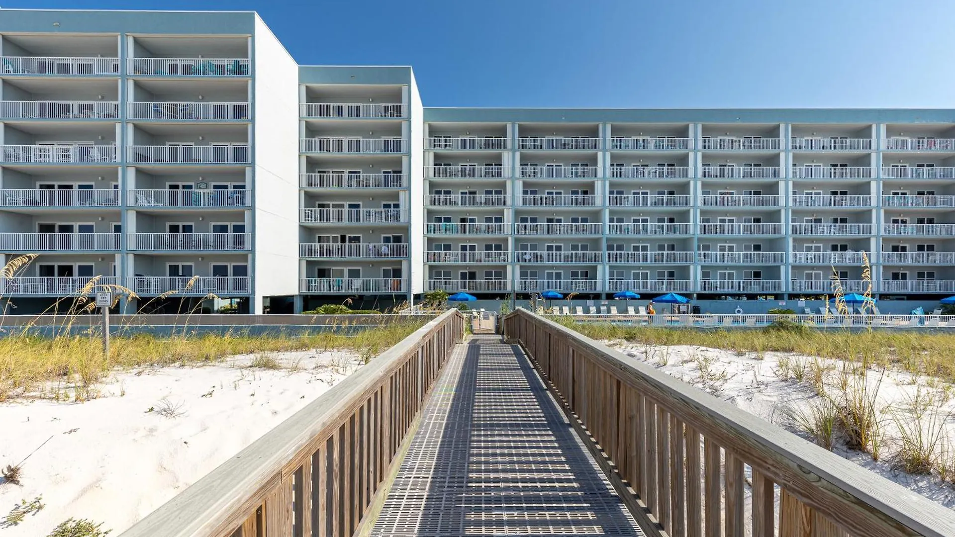 Sterling Sands 306- By Holiday Isle Properties Destin Apartment